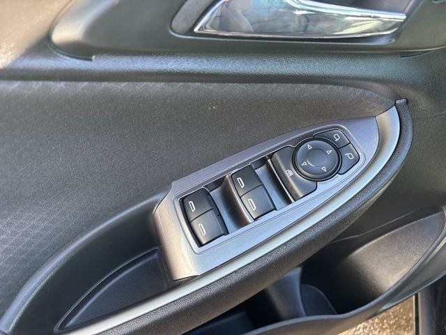 Chevrolet Malibu  2022