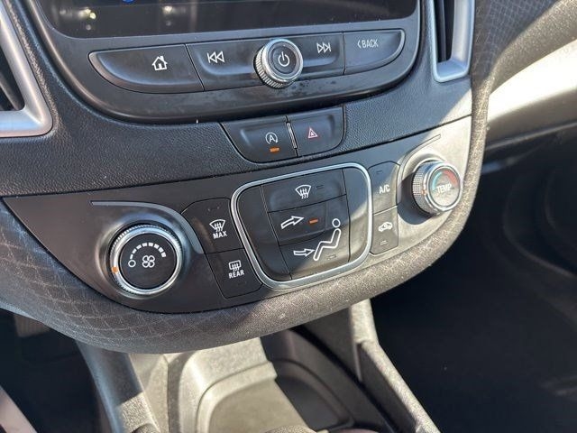 Chevrolet Malibu  2022