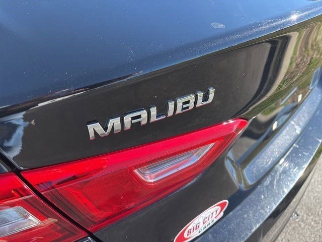 Chevrolet Malibu  2022