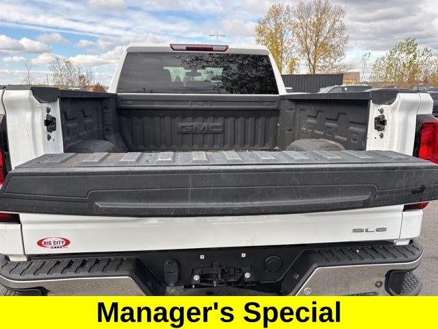 GMC Sierra 1500 Limited SLE Double Cab 4WD 2022