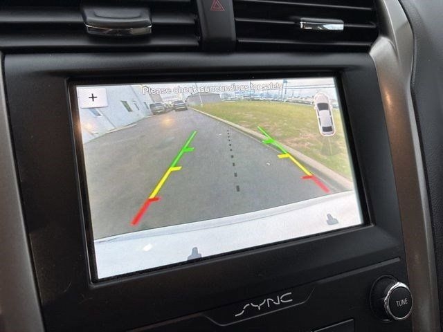 Ford Fusion Hybrid SE 2019