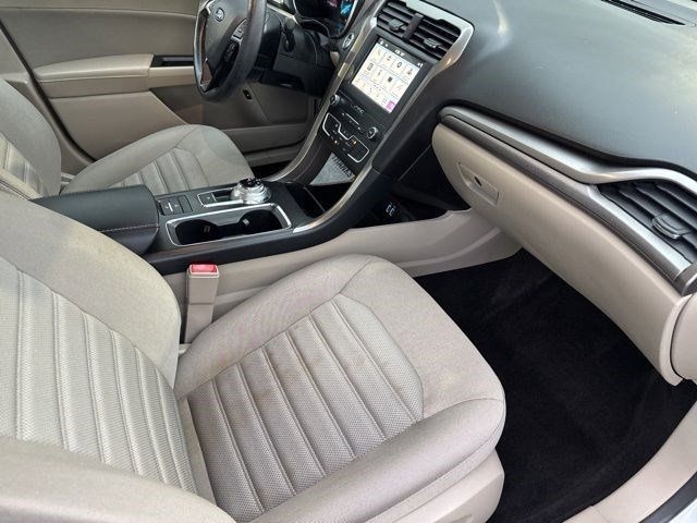 Ford Fusion Hybrid SE 2019