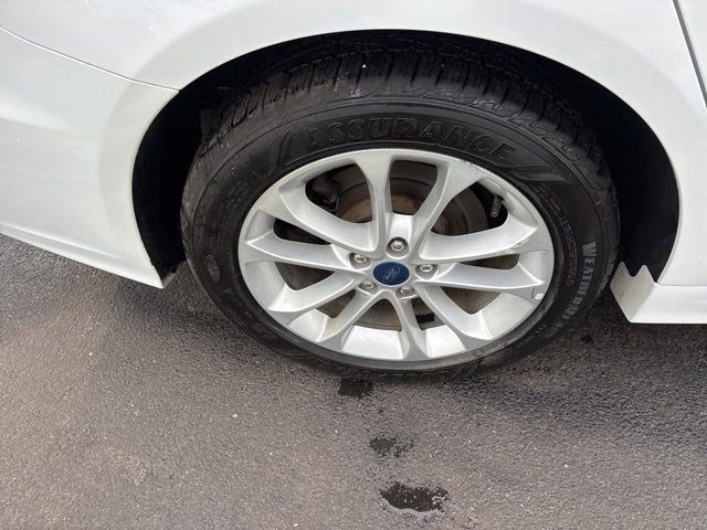 Ford Fusion Hybrid SE 2019