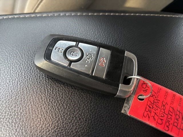 Ford Fusion Hybrid SE 2019