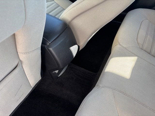 Ford Fusion Hybrid S 2018