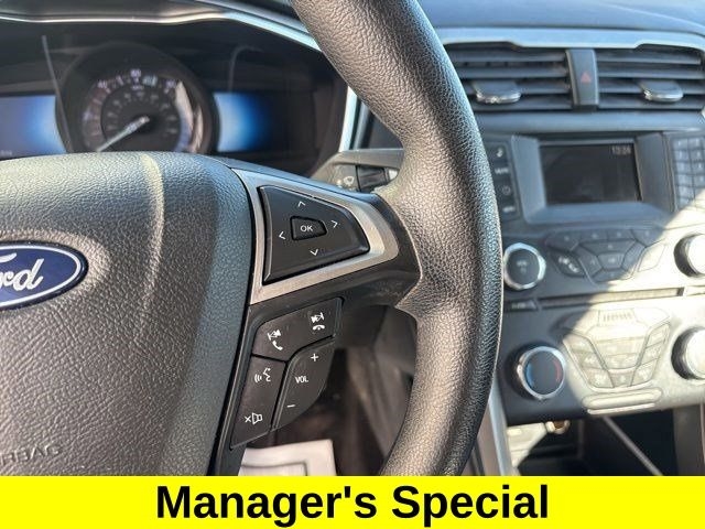 Ford Fusion Hybrid S 2018