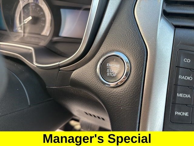 Ford Fusion Hybrid S 2018