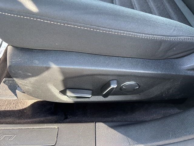 Ford Fusion Hybrid SE 2020