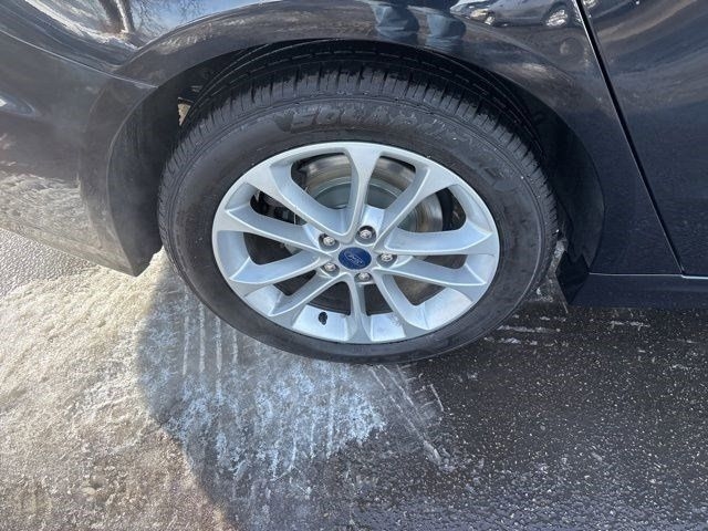 Ford Fusion Hybrid SE 2020