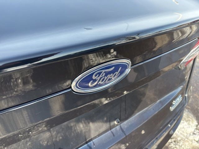 Ford Fusion Hybrid SE 2020