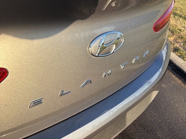 Hyundai Elantra SE 2019