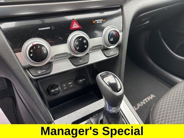 Hyundai Elantra SE 2019