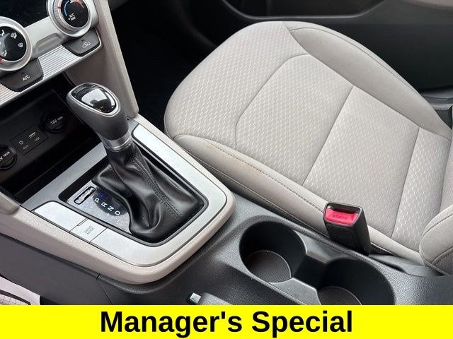 Hyundai Elantra SE 2019