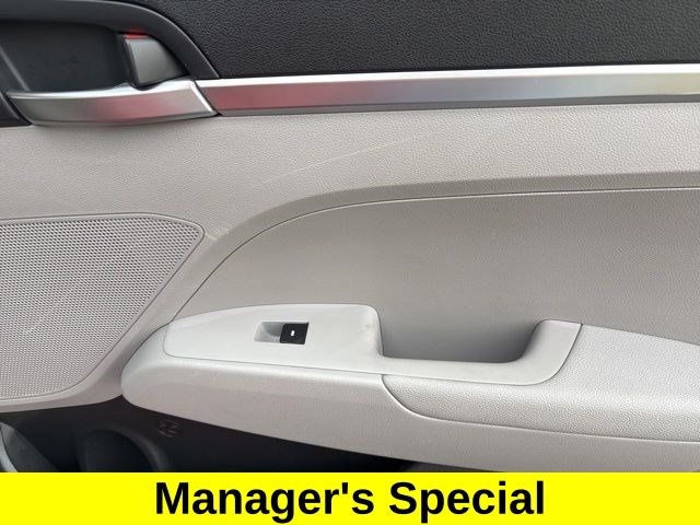 Hyundai Elantra SE 2019