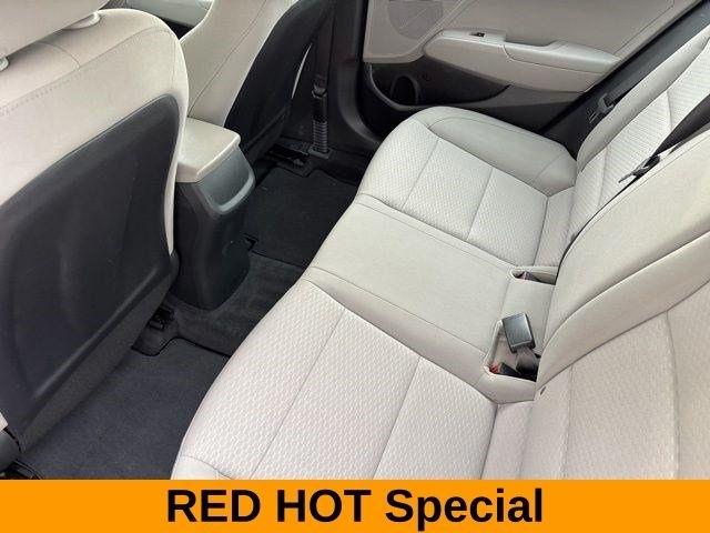 Hyundai Elantra SE 2019