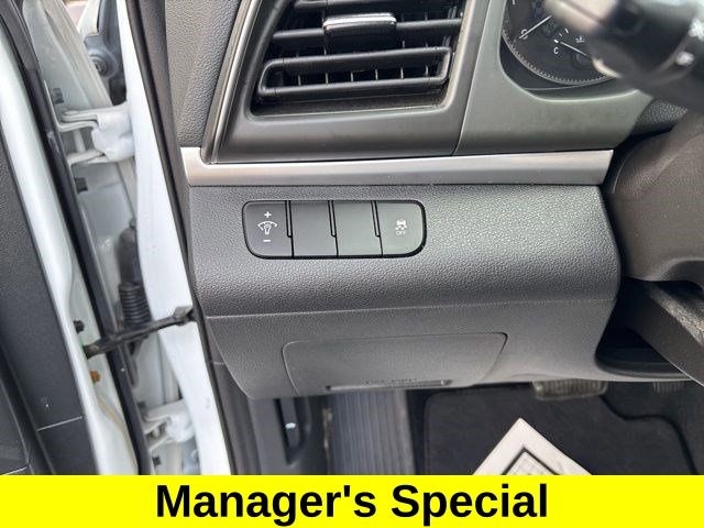 Hyundai Elantra SE 2019