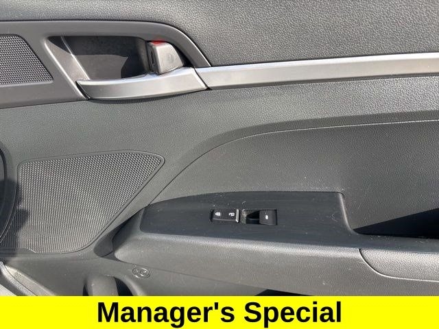 Hyundai Elantra SE 2019