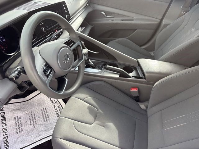 Hyundai Elantra SEL 2023