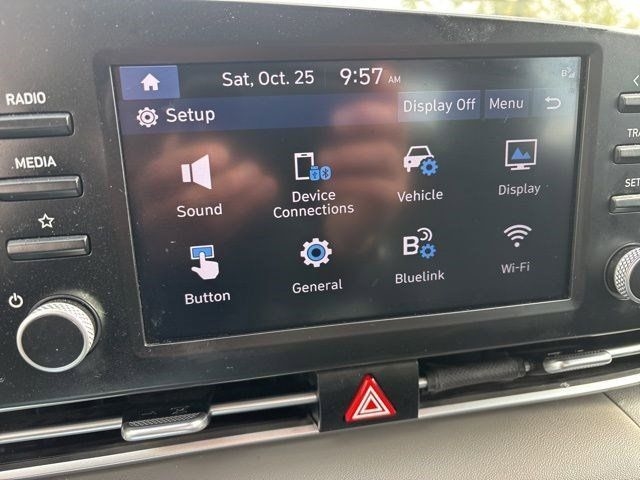 Hyundai Elantra SEL 2023