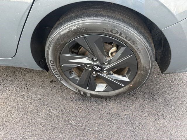 Hyundai Elantra SEL 2023