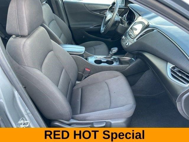 Chevrolet Malibu  2023