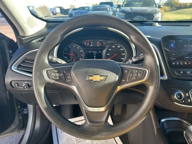 Chevrolet Malibu  2023