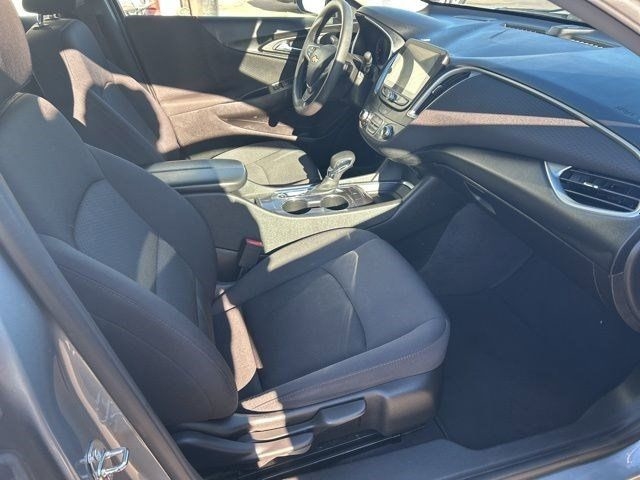 Chevrolet Malibu  2023