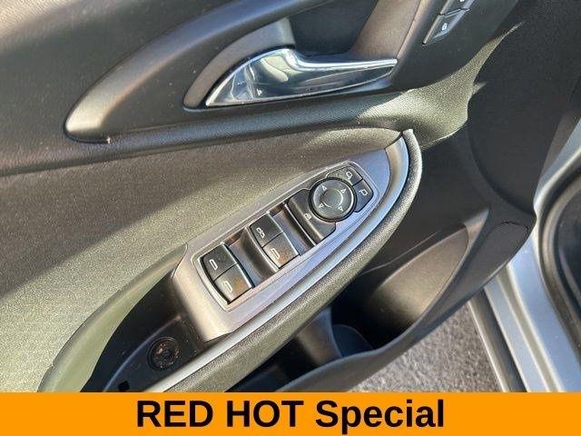 Chevrolet Malibu  2023