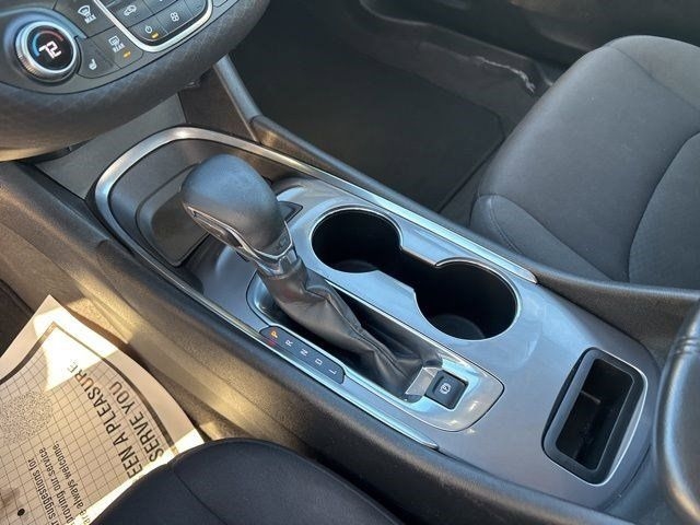 Chevrolet Malibu  2023