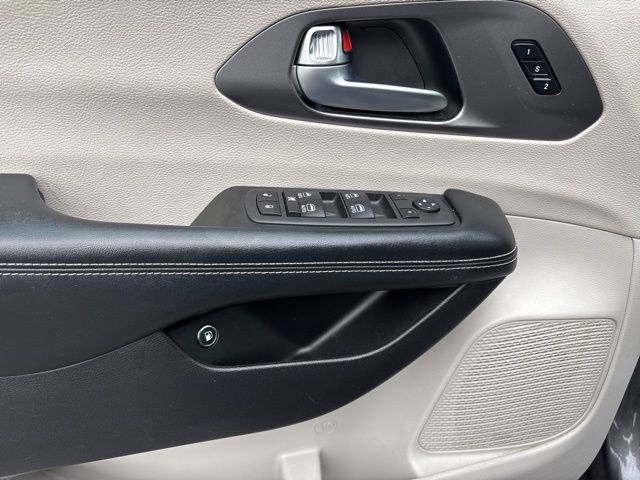 Chrysler Pacifica Hybrid Touring L 2022 Chrysler Pacifica Hybrid Touring L 2022