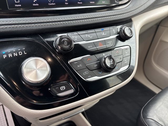 Chrysler Pacifica Hybrid Touring L 2022 Chrysler Pacifica Hybrid Touring L 2022