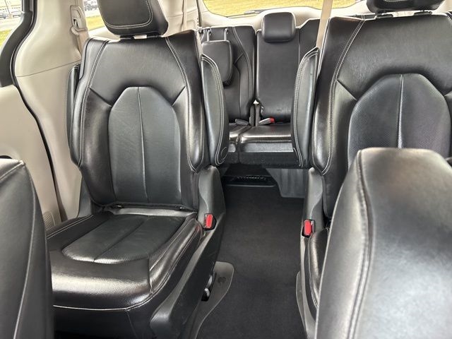 Chrysler Pacifica Hybrid Touring L 2022 Chrysler Pacifica Hybrid Touring L 2022