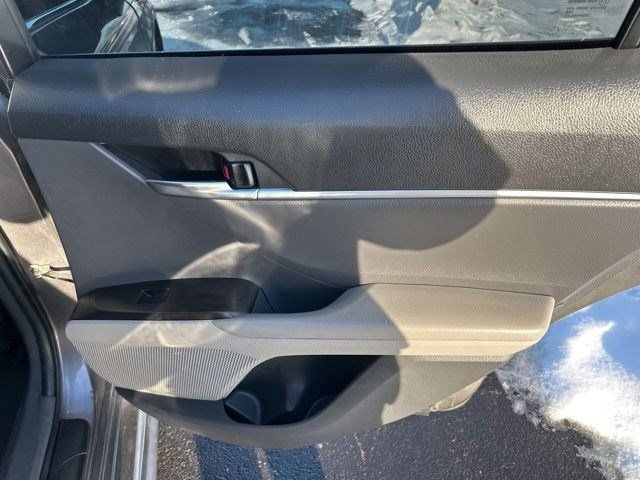 Toyota Camry SE 2022