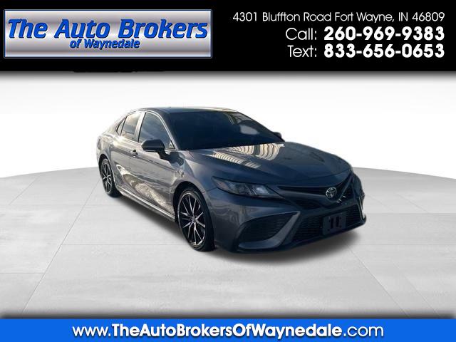 2022 Toyota Camry SE