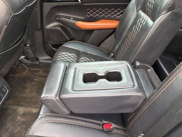 Mitsubishi Outlander SEL 4WD 2022