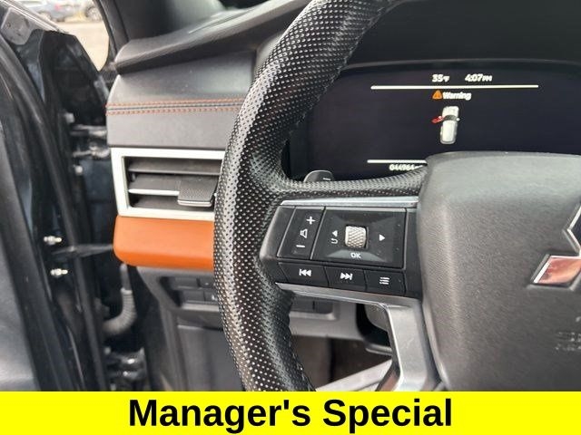 Mitsubishi Outlander SEL 4WD 2022