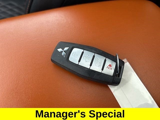 Mitsubishi Outlander SEL 4WD 2022