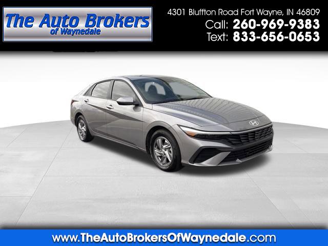 2025 Hyundai Elantra SE