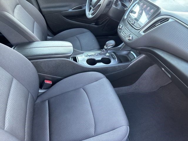 Chevrolet Malibu  2023