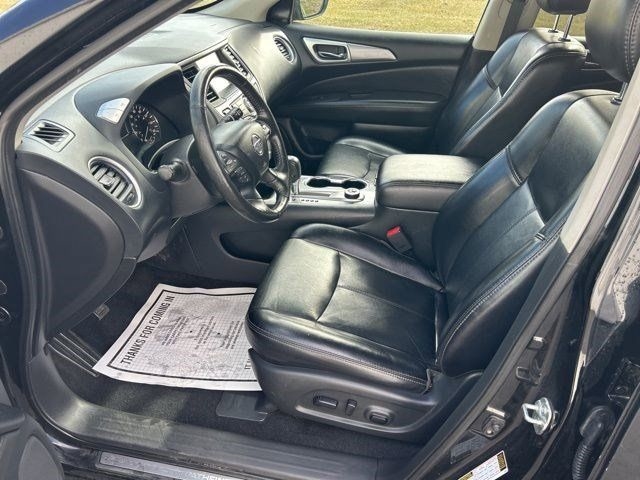 Nissan Pathfinder SL 4WD 2020