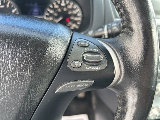 Nissan Pathfinder SL 4WD 2020