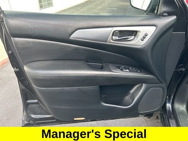 Nissan Pathfinder SL 4WD 2020