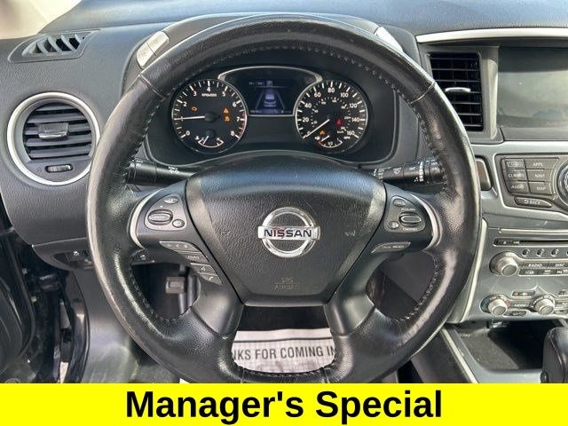 Nissan Pathfinder SL 4WD 2020