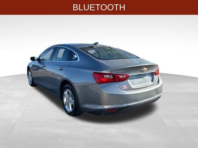 Chevrolet Malibu  2023