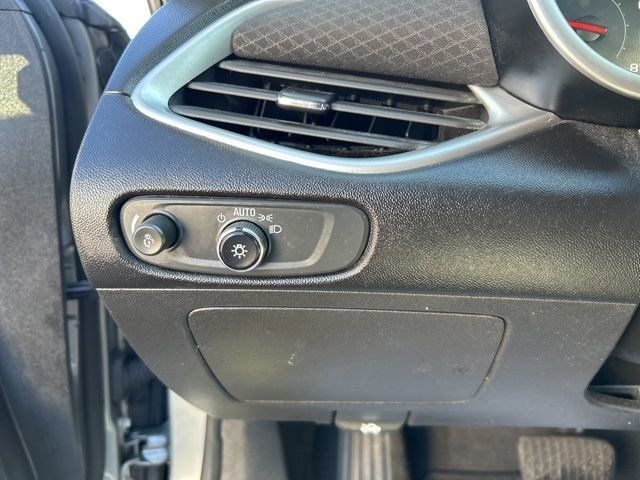 Chevrolet Malibu  2023