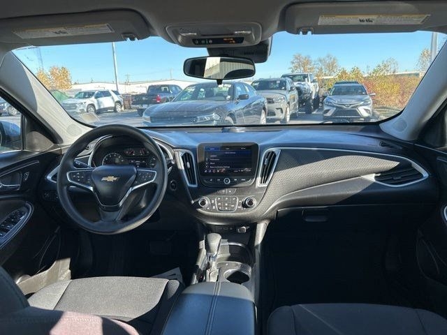 Chevrolet Malibu  2023