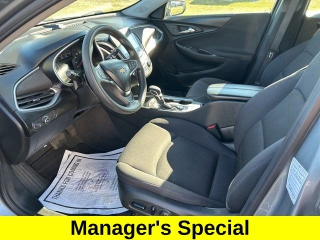 Chevrolet Malibu  2023