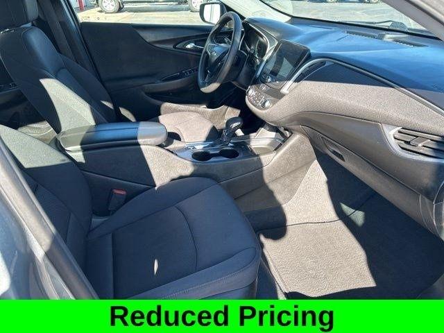 Chevrolet Malibu  2023