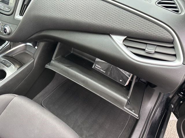 Chevrolet Malibu  2023