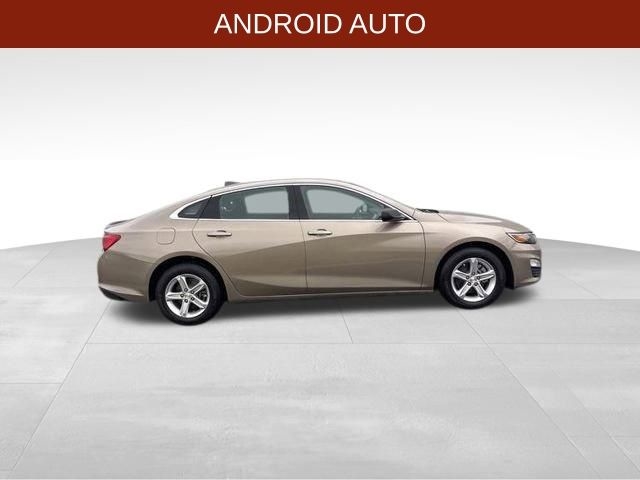 Chevrolet Malibu  2022